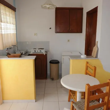 Appartement Isavella Studios *